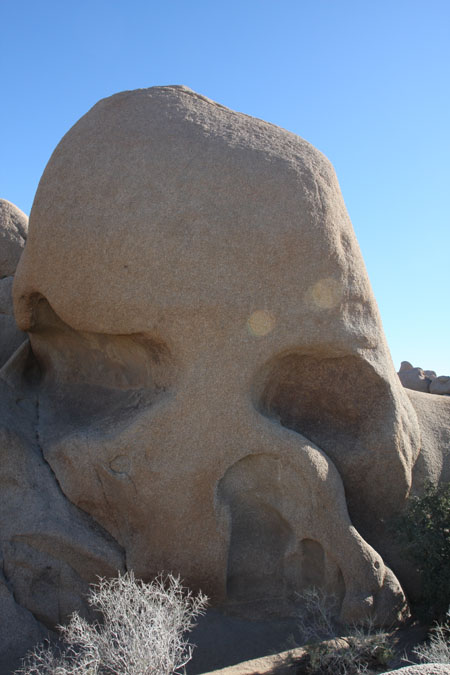 skull_0927 Skull Rock up close.