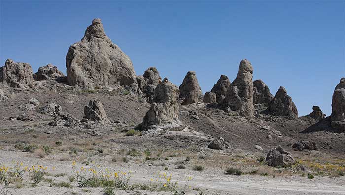 trona pinnacles