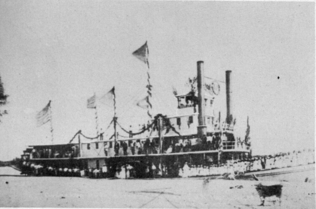 Mohave II in Yuma,1876. Mohave, the second stern-wheel steamboat of that name running on the Colorado River for the Colorado Steam Navigation Company (C.S.N.C) between 1876 and 1900. It was the first and only double smokestack steamboat to run on the river. Public domain.