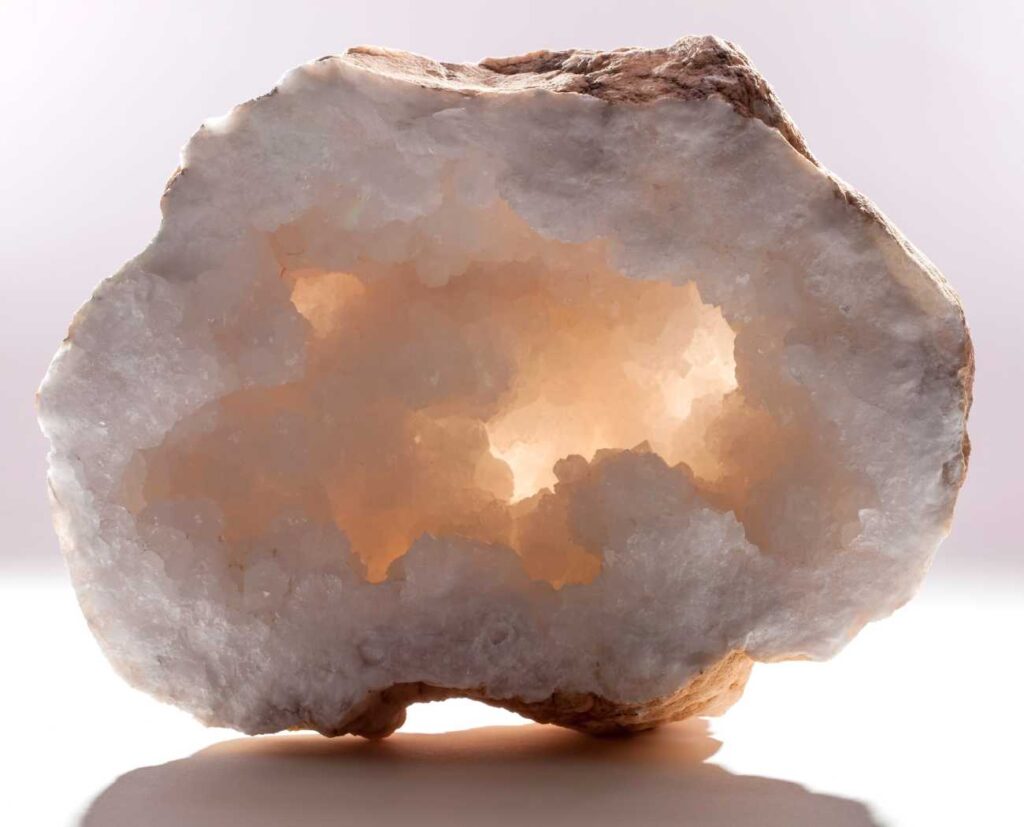 Quartz Crystal Geode. Photo by Ian Dyball 

